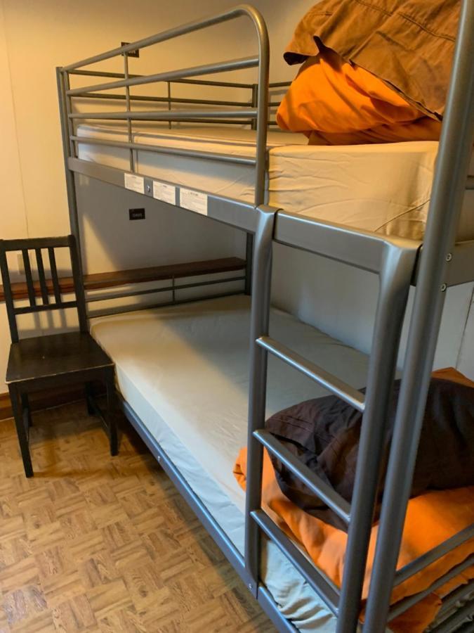 Vancouver Backpacker House - 10 Min Walk To Metrotown Skytrain Station Μπέρναμπι Εξωτερικό φωτογραφία