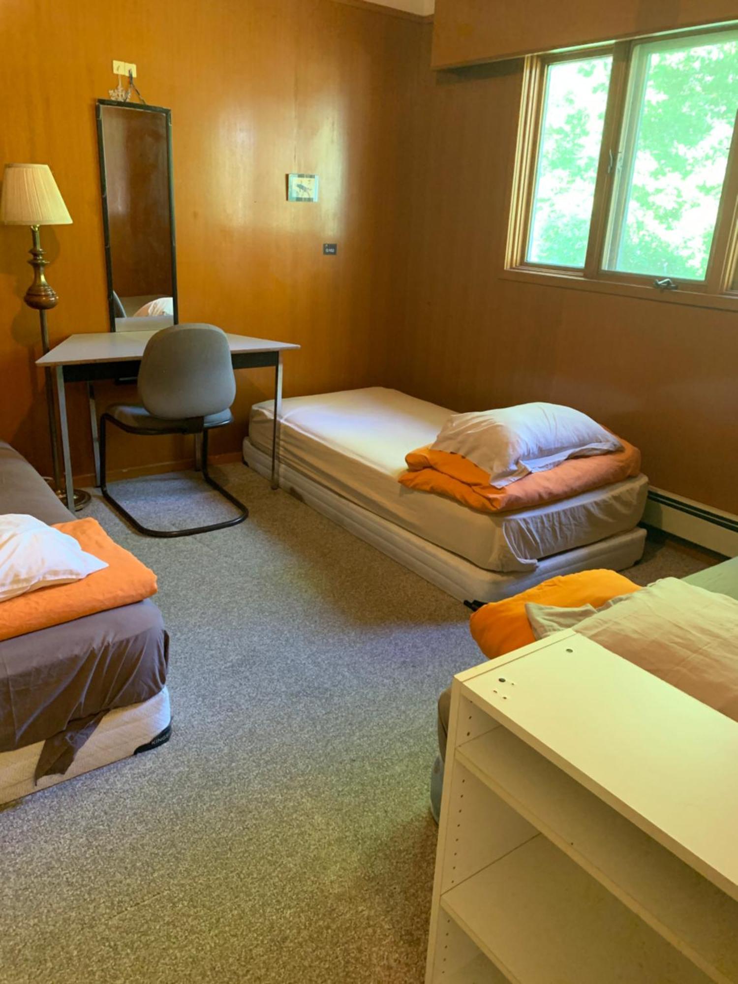 Vancouver Backpacker House - 10 Min Walk To Metrotown Skytrain Station Μπέρναμπι Εξωτερικό φωτογραφία