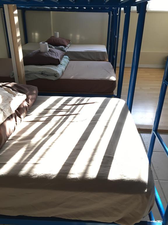 Vancouver Backpacker House - 10 Min Walk To Metrotown Skytrain Station Μπέρναμπι Εξωτερικό φωτογραφία