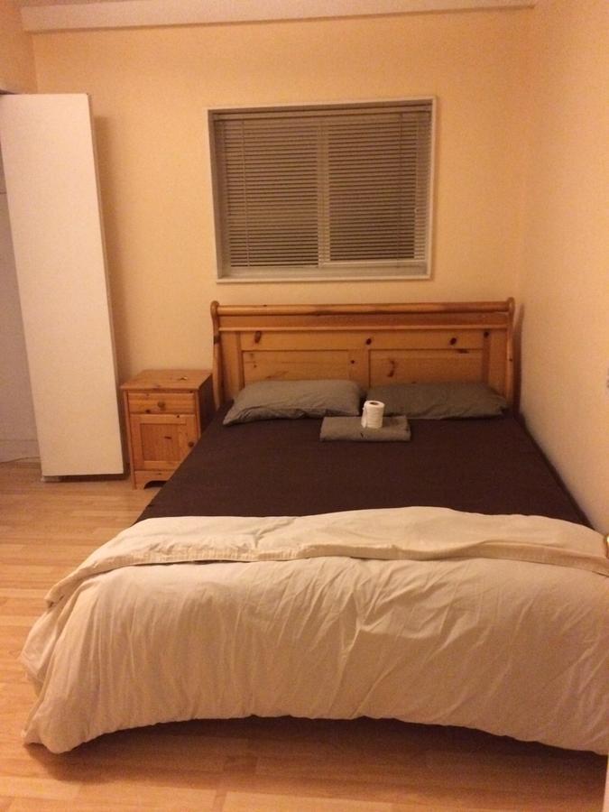 Vancouver Backpacker House - 10 Min Walk To Metrotown Skytrain Station Μπέρναμπι Εξωτερικό φωτογραφία